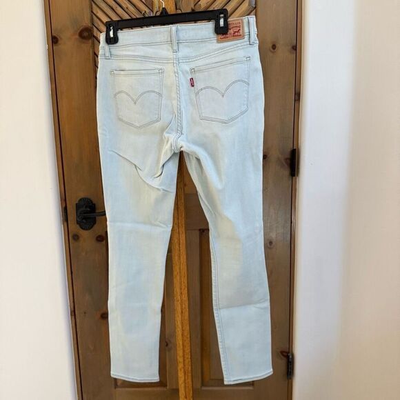 Levi’s 711 (31/12) Light Wash Skinny Jeans – Soft Stretch Denim - Picture 2 of 5